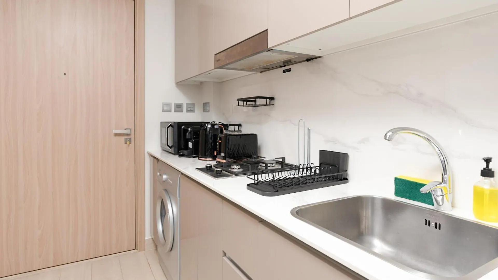 Nasma Luxury Stays - Azizi Riviera 6 Cozy Studio With Burj Khalifa View Dubai 0*,
